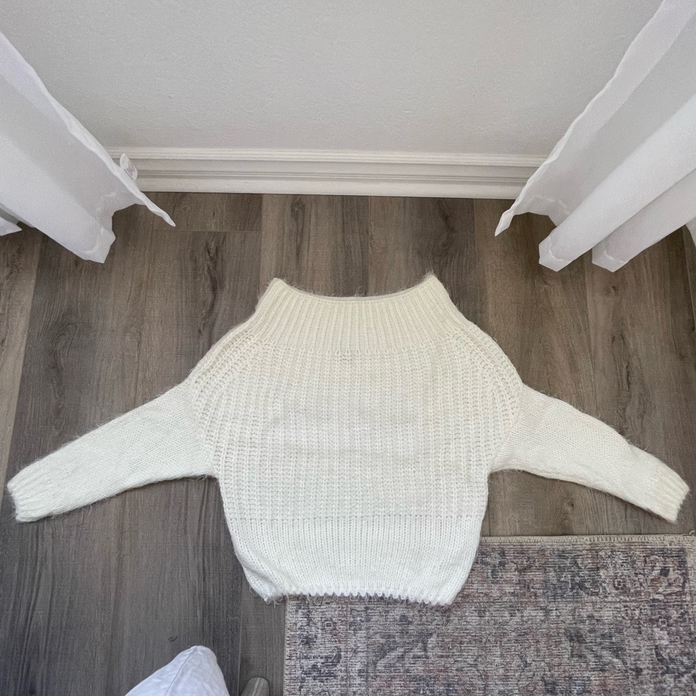 White knit sweater